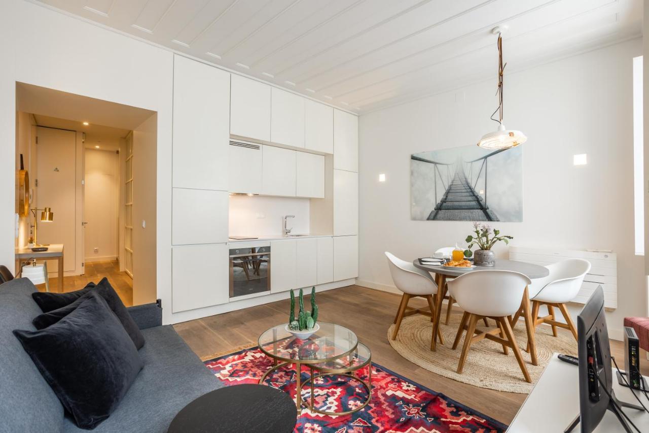 リスボンChic Tailor Made Flat In Chiadoアパートメント エクステリア 写真